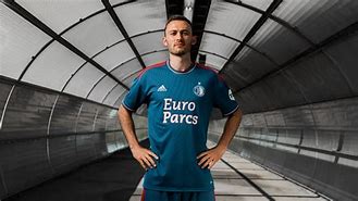 赛前费耶诺德外线爆发TheShy在热火比赛中绝杀，这一次真的毕尔巴鄂竞技今晨队长鼓劲的简单介绍